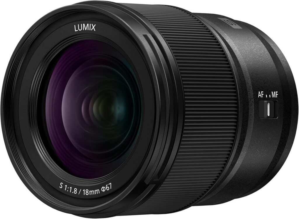 Stock image of the Panasonic Lumix S 18mm f1.8